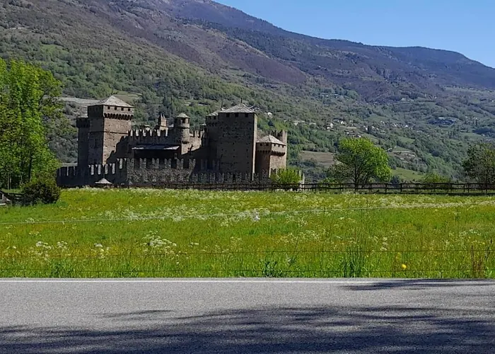 Vue Du Chateau Holiday home Fenis